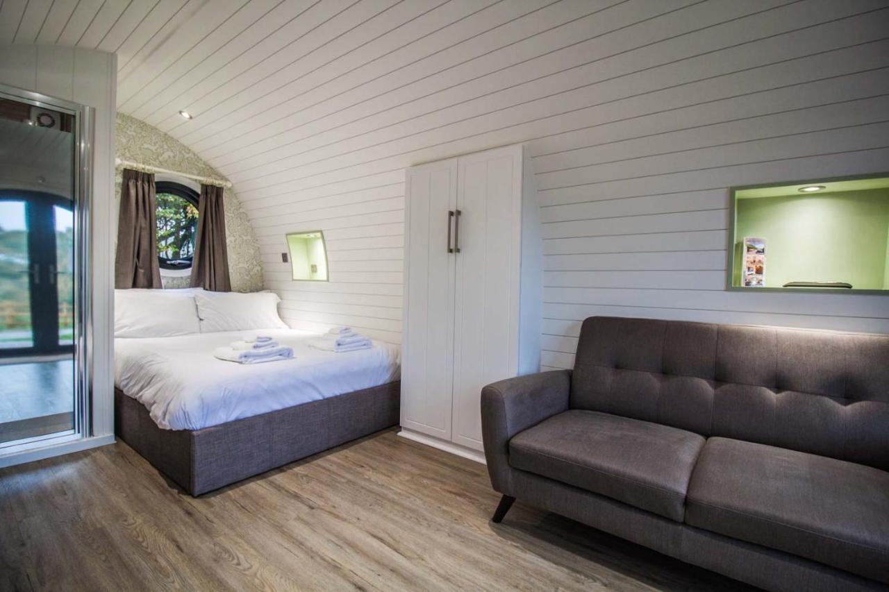 High Oaks Grange - Glamping Hotel Pickering Exterior photo