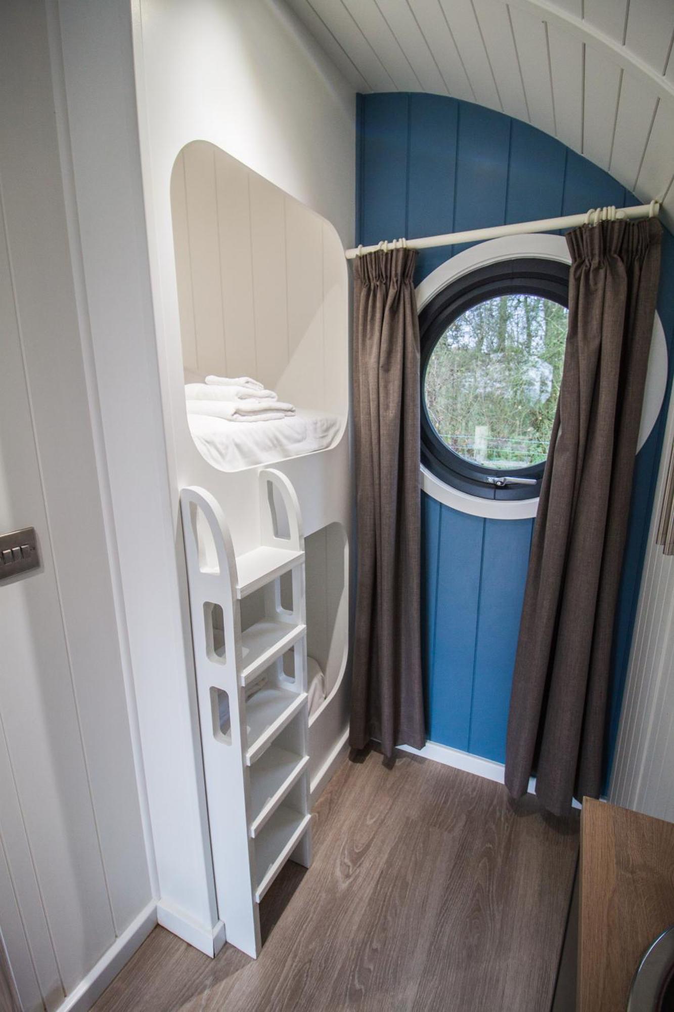 High Oaks Grange - Glamping Hotel Pickering Room photo